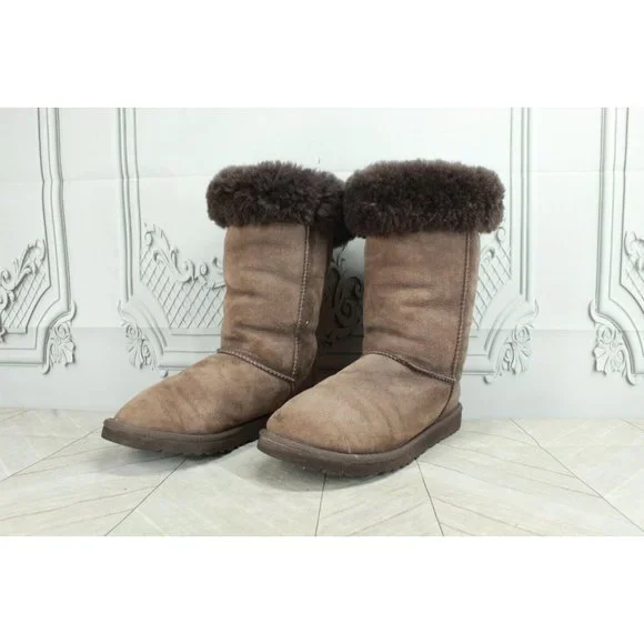 UGG Australia Classic Tall 5815 Brown Suede Shearling Lined Winter Boots Size 7 - Picture 2 of 9